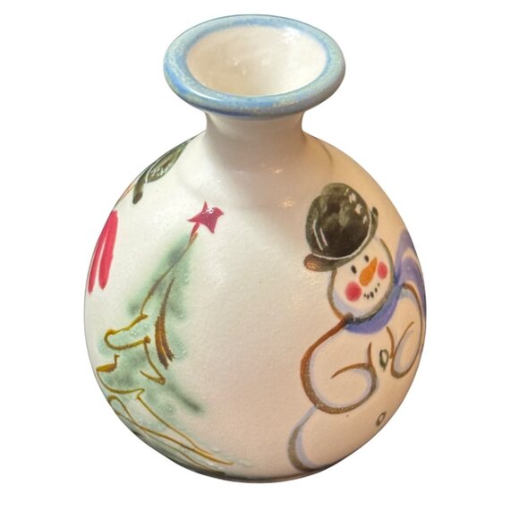 Clouds Folsom Art Pottery Winter Snowman And Christmas Trees Bud Vase Holidays - Picture 2 of 5